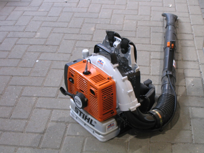 Bladblazer 56,5 m³ | Benzine huren