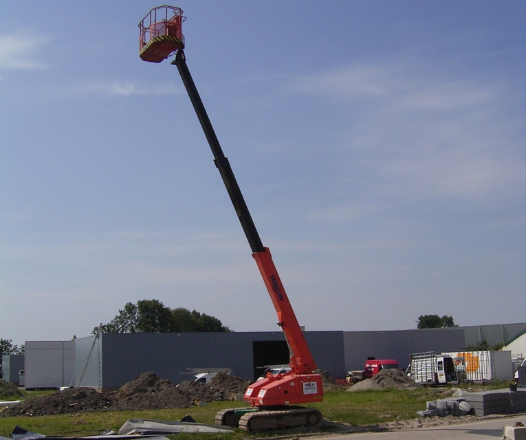 Telescoophoogwerker Rups | 23 meter huren