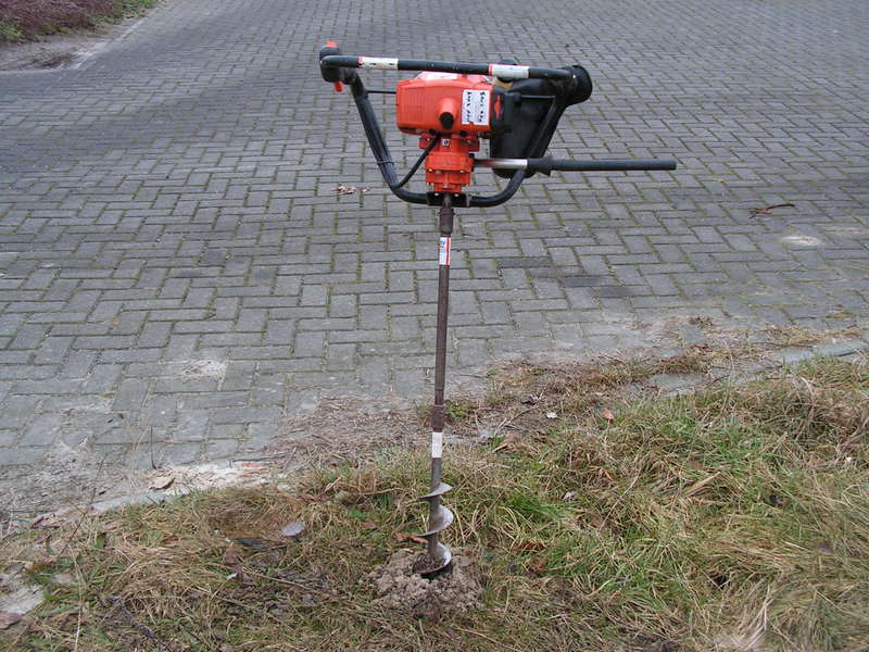 Motorgrondboor Benzine 1 pers. huren