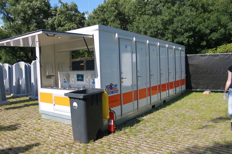 Toilet-unit (max. 14 personen) huren
