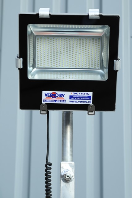 Floodlight | LED | 230V | 200W huren