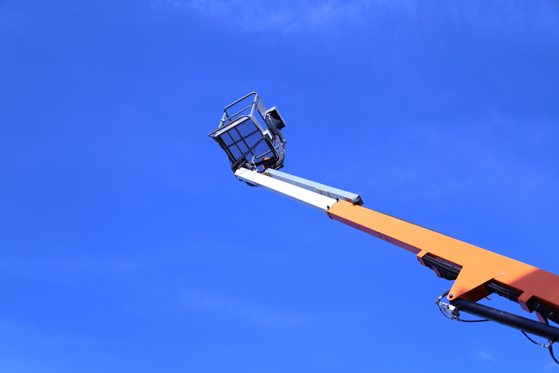 Knik-telescoop hoogwerker | 12.2 meter | Zelfrijdend | Accu - Diesel  huren