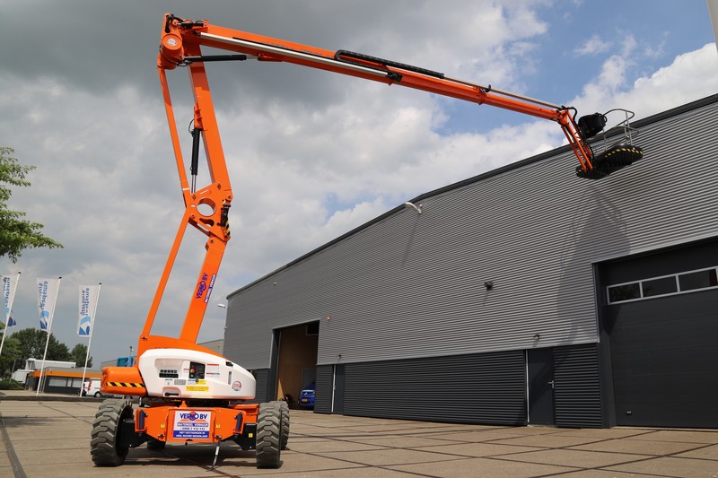 Knik-telescoop hoogwerker | 21 meter | Hybride | 4x4 zelfrijdend huren