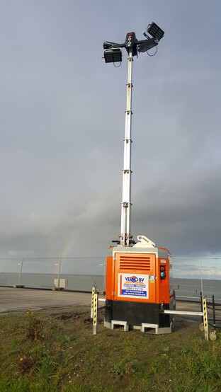 Stationaire lichtmast | 4x300W | LED | Diesel huren