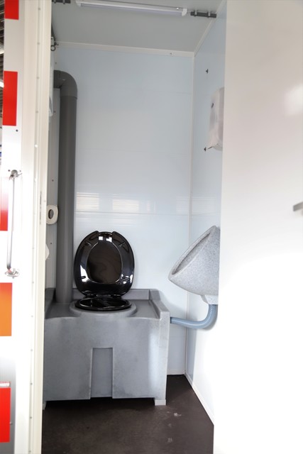 Schaftwagen 5 meter | Inclusief zonnepaneel & wc huren