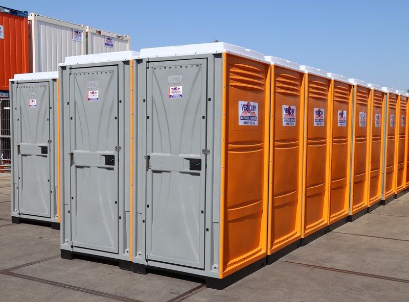 Evenementen toilet mobiel huren
