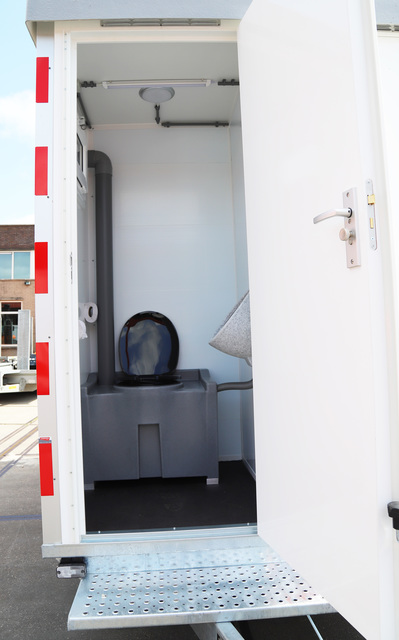 Schaftwagen 4 meter | Inclusief zonnepaneel & wc huren
