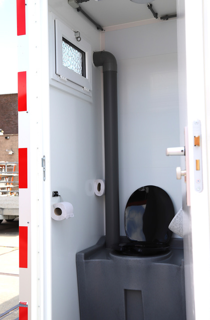 Schaftwagen 4 meter | Inclusief zonnepaneel & wc huren