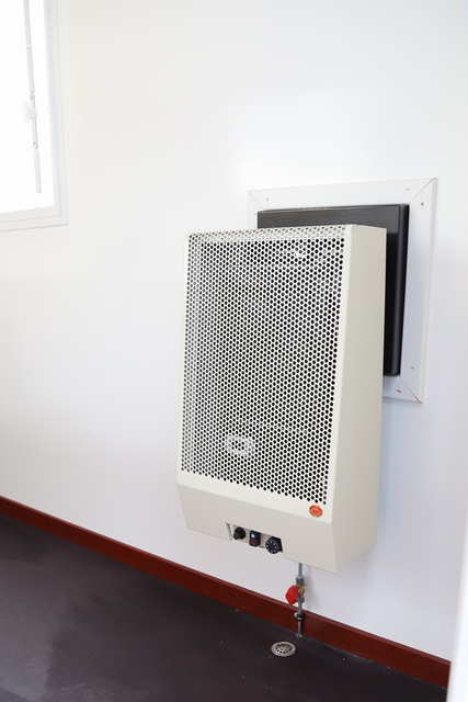 Schaftwagen 4 meter | Inclusief zonnepaneel & wc huren