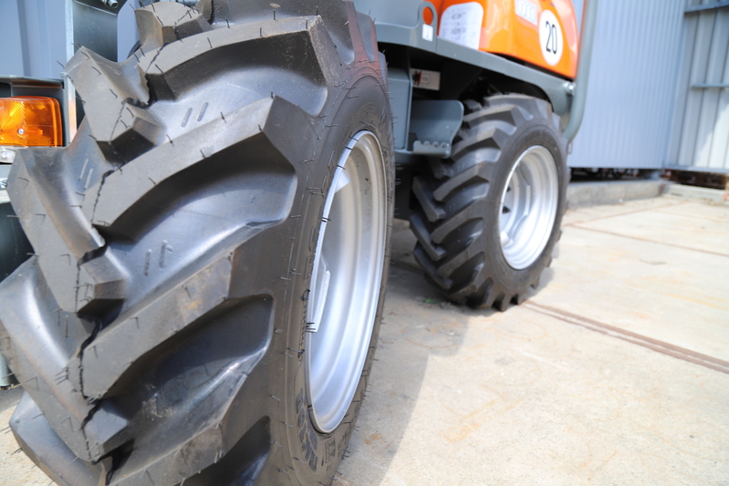 Dumper 1.000 kilo | 4 x 4 | Hoogkiep | Diesel huren