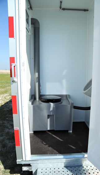Schaftwagen 5 meter | Inclusief zonnepaneel & wc huren