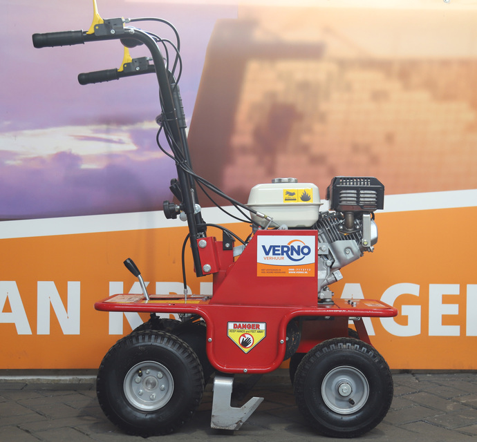 Graszodensnijder Benzine werkbreedte 39cm huren
