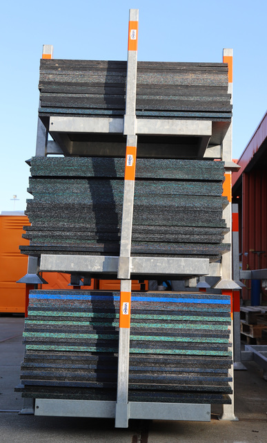 Transportrek voor 25 rijplaten 1 x 3 meter huren