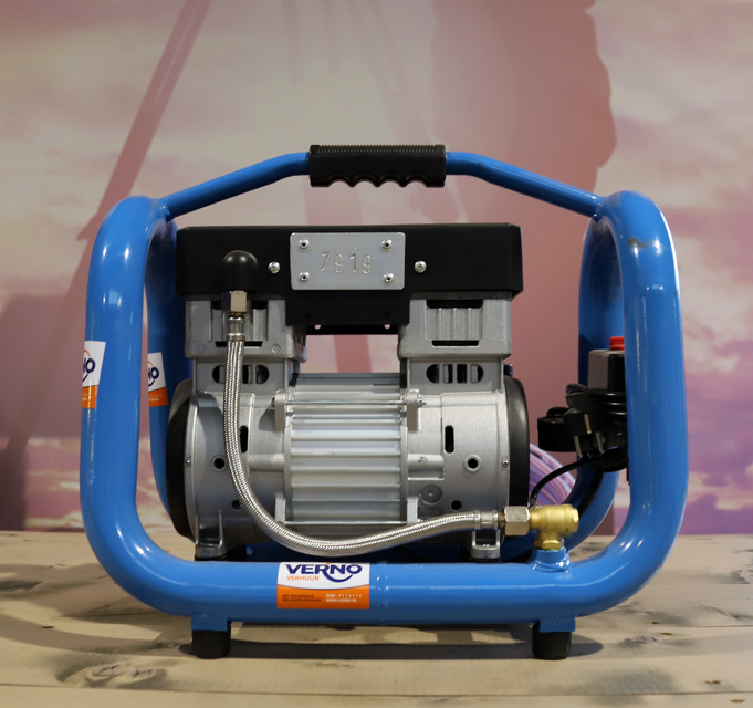 Compressor 0,2 m³ | 230V huren