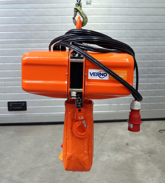 Kettingtakel | 400V | 1000 kilo | 8 meter  huren