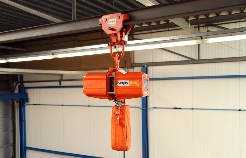 Kettingtakel | 400V | 1000 kilo | 8 meter  huren