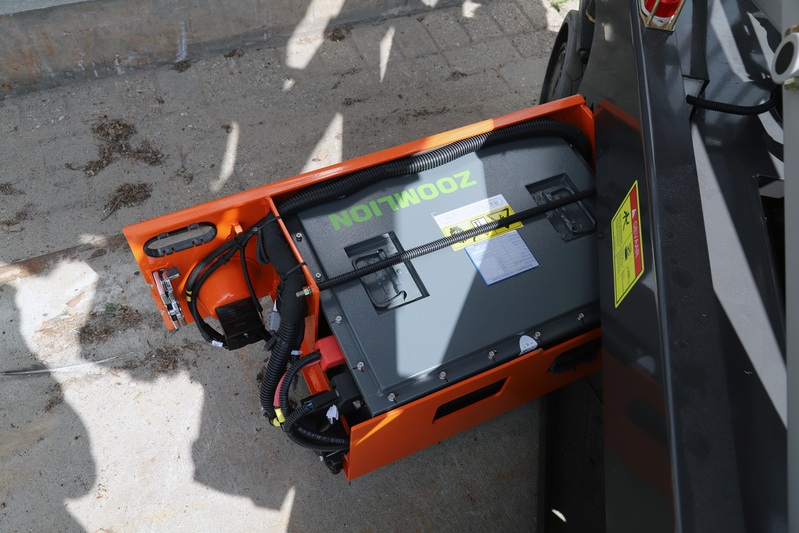 Schaarhoogwerker | Accu | 7,9 meter (lithium) huren