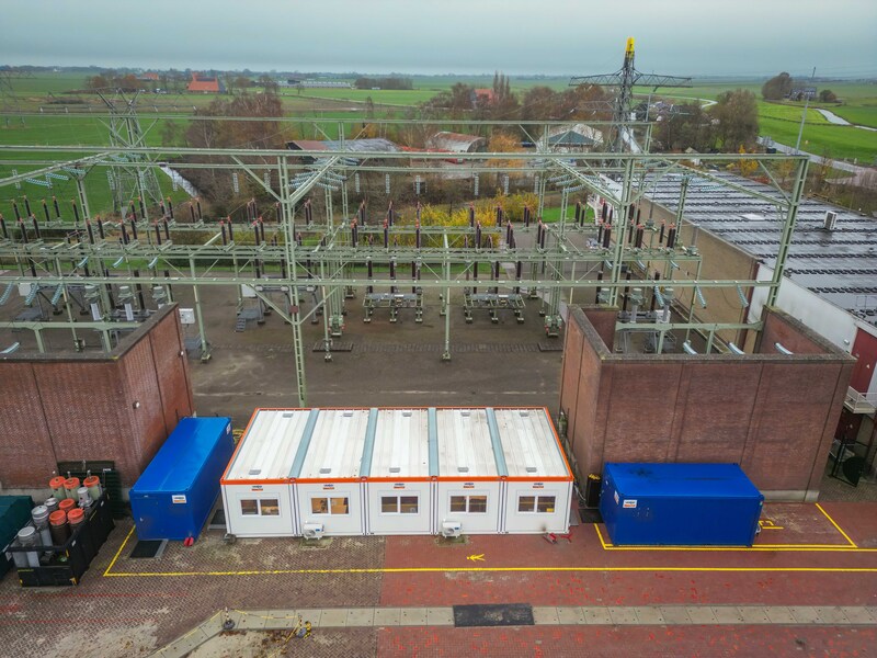 Schakelunit 6 x 3 meter inclusief voorportaal huren