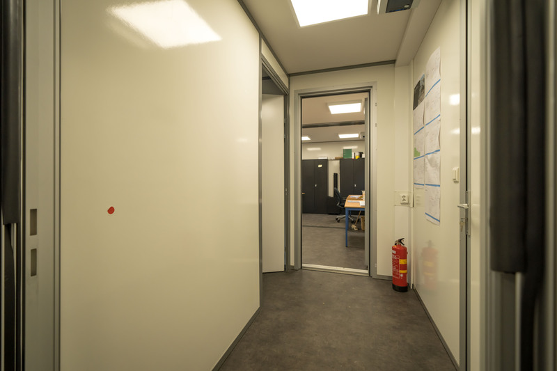 Schakelunit 6 x 3 meter inclusief voorportaal huren