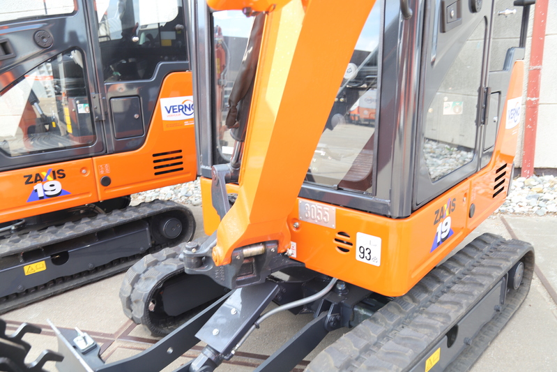 Mini-graafmachine 1.900 kg/diesel huren