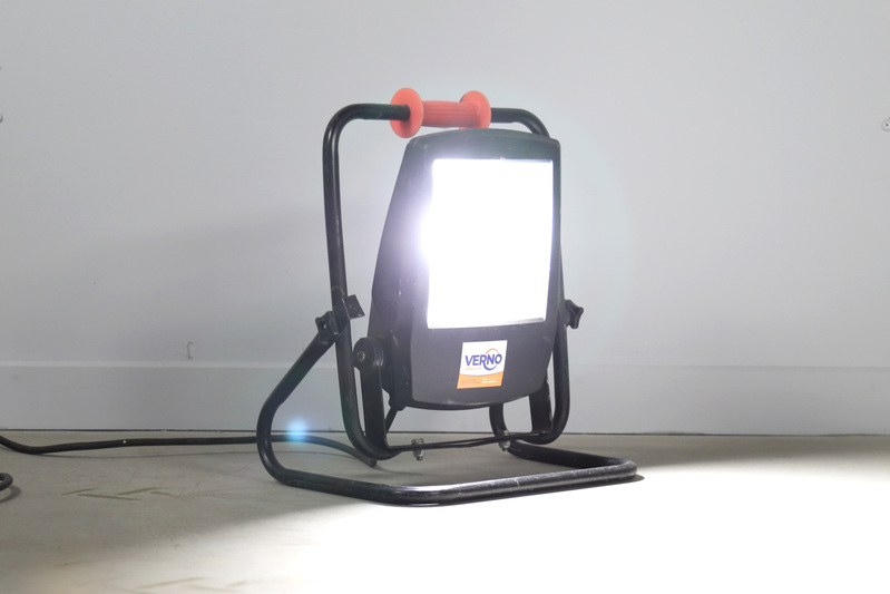 LED armatuur | 230V/50W | inclusief kabel huren