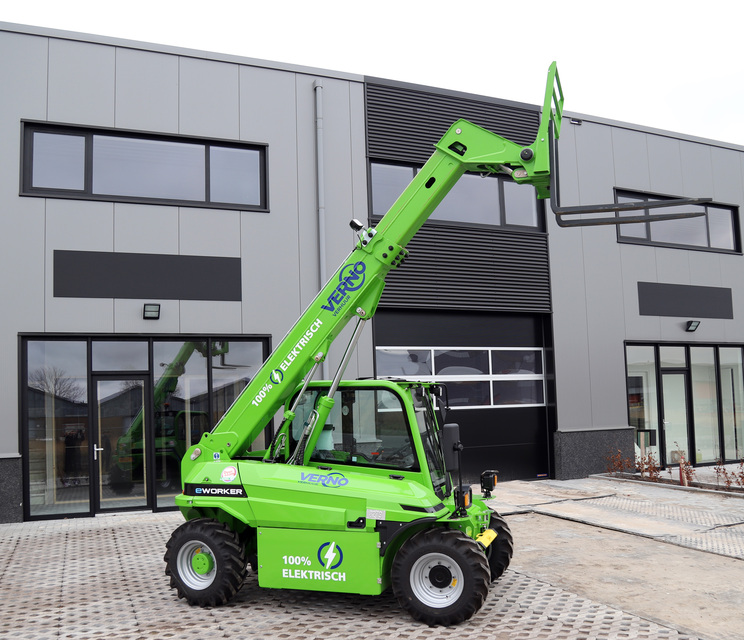 Verreiker 100% Elektrisch | Maximaal 2.500 kg | 4,8 meter huren
