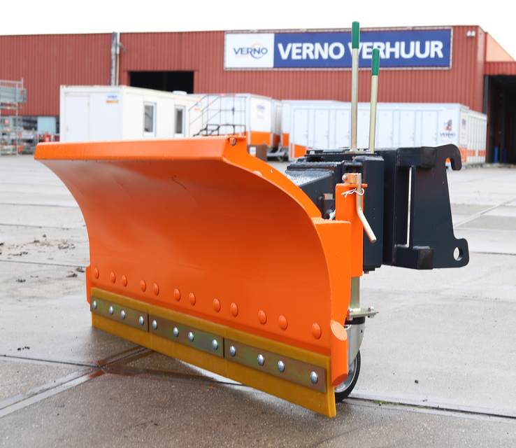 Sneeuwschuif 150 cm huren