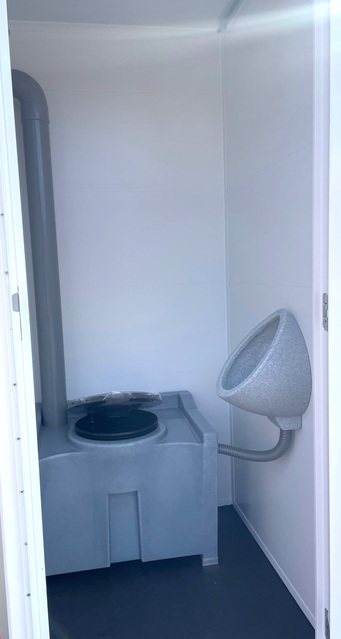 Schaftwagen 5 meter | Zelfvoorzienend | Inclusief zonnepaneel en wc huren