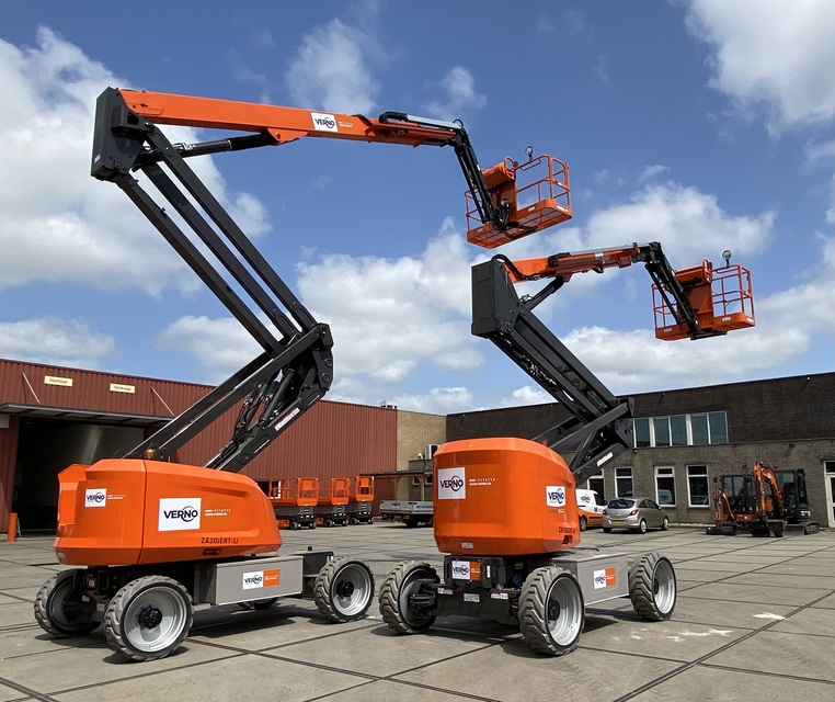 Knik-telescoop hoogwerker | 21,4 meter | Accu | 4x4 zelfrijdend huren