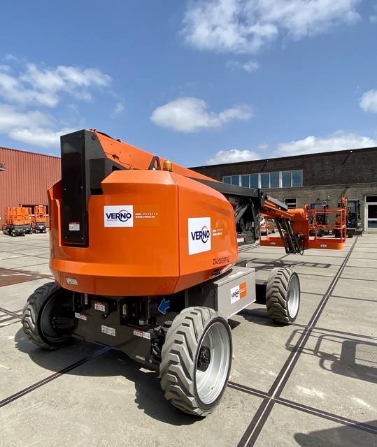 Knik-telescoop hoogwerker | 21,4 meter | Accu | 4x4 zelfrijdend huren