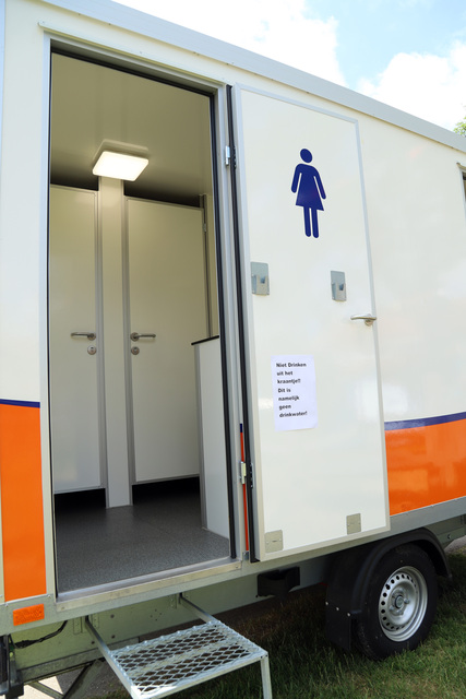 Toiletwagen type 2 huren