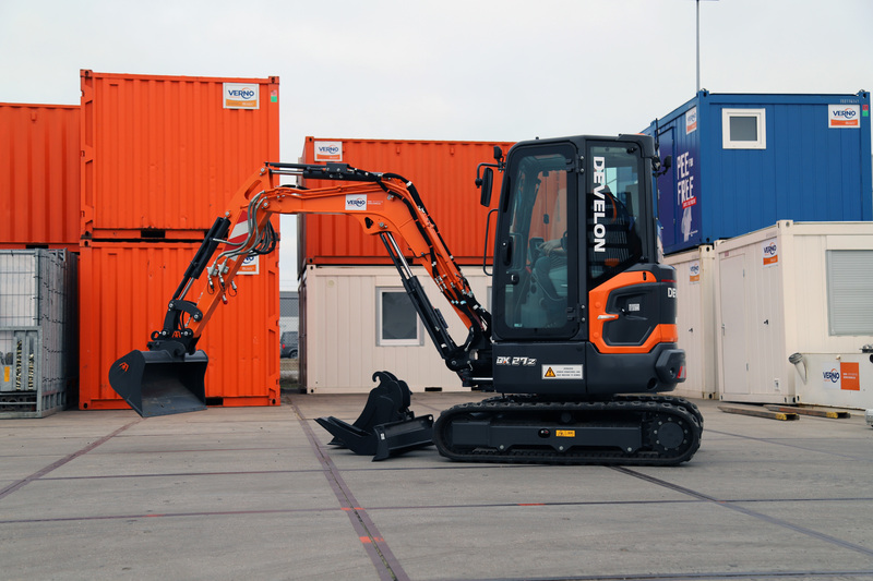 Mini-Graafmachine 2.700 kilo/diesel huren