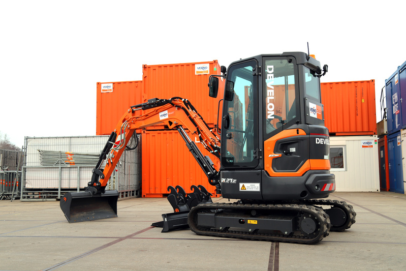 Mini-Graafmachine 2.700 kilo/diesel huren