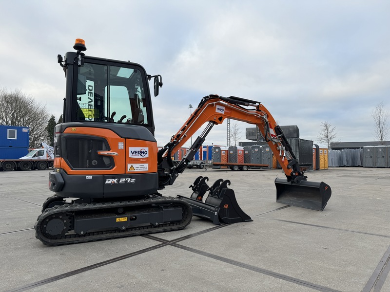 Mini-Graafmachine 2.700 kilo/diesel huren