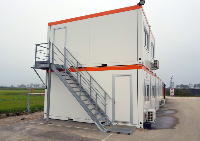 Schakelunit 6 x 3 meter inclusief voorportaal huren