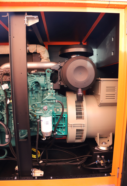 250 kVA Aggregaat | 400V | Diesel | Supergeluidgedempt huren