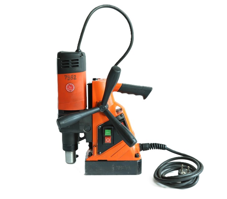 Magneet boormachine | 230V | 750W huren