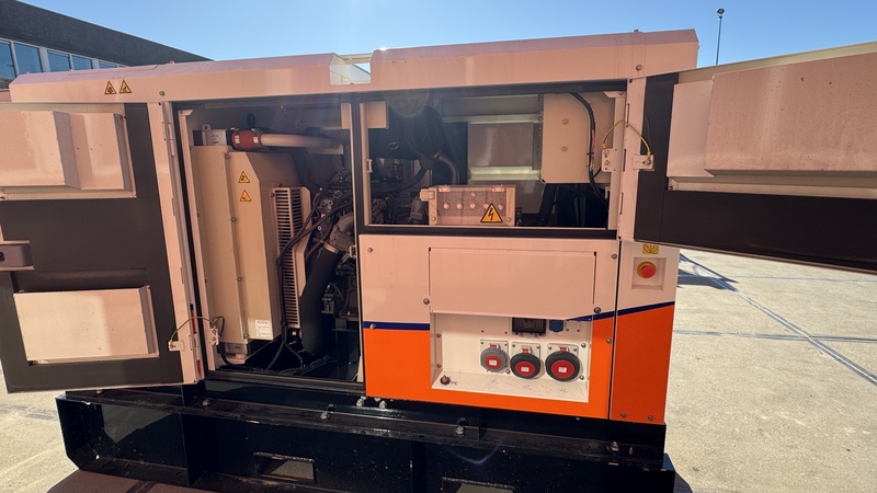 50 kVA Aggregaat 400V | Diesel | Supergeluidgedempt | Stage V huren