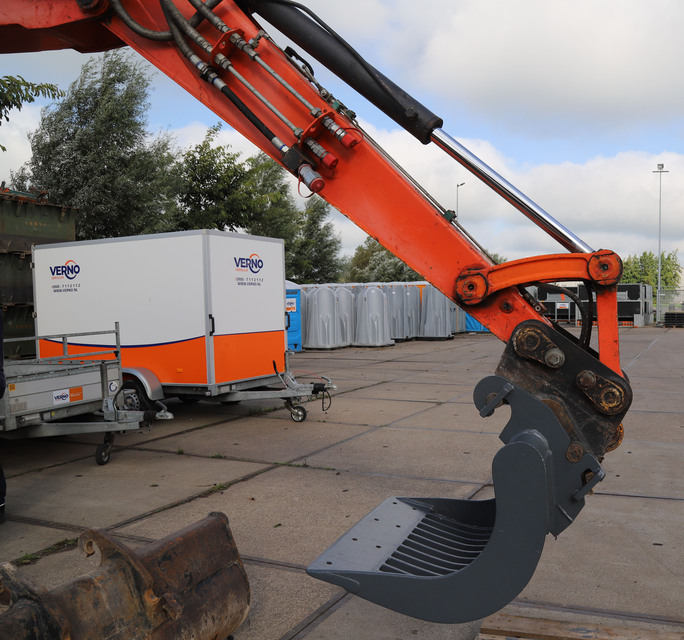 Puinbak midikraan t/m 8.000 kg CW10 huren