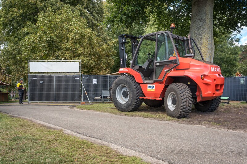 Ruwterrein-Heftruck 3 ton | Diesel | 4x4 huren