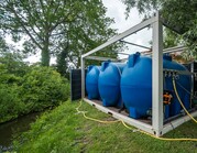 Aquapress-unit 15000 liter in gebruik tijdens evenement.
